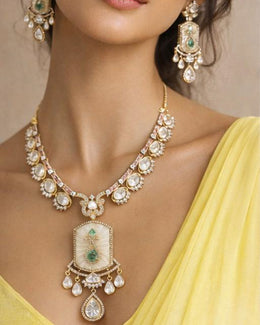 Shahi Noor Pendent Necklace Set