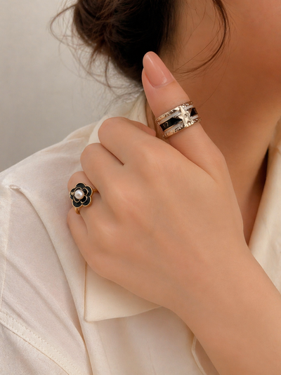 Midnight Pearl Flower Ring +Script band