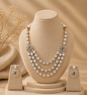 Noor-E-Zeenat Kundan Set