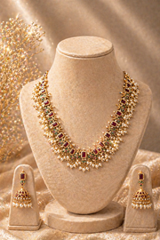 Riwaayat Ruby Pearl Bridal Haar