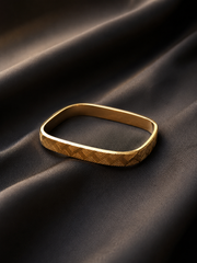 Textured Minimal Gold bracelet