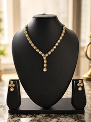 Noor Kundan Elegance Necklace Set
