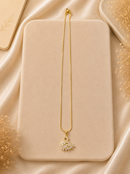 Swan Elegance Pendant