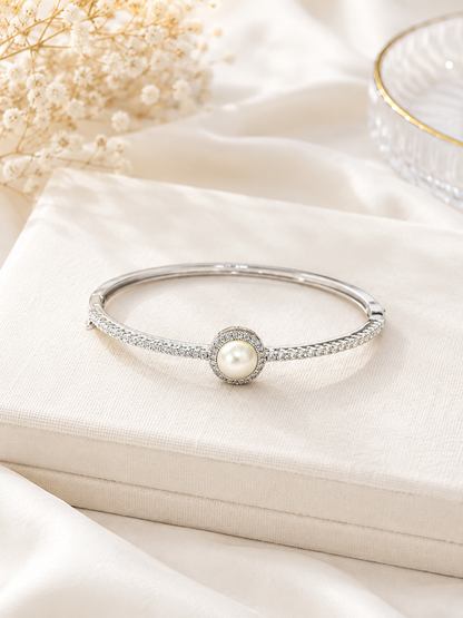 Pearl Halo Luxe Bangle