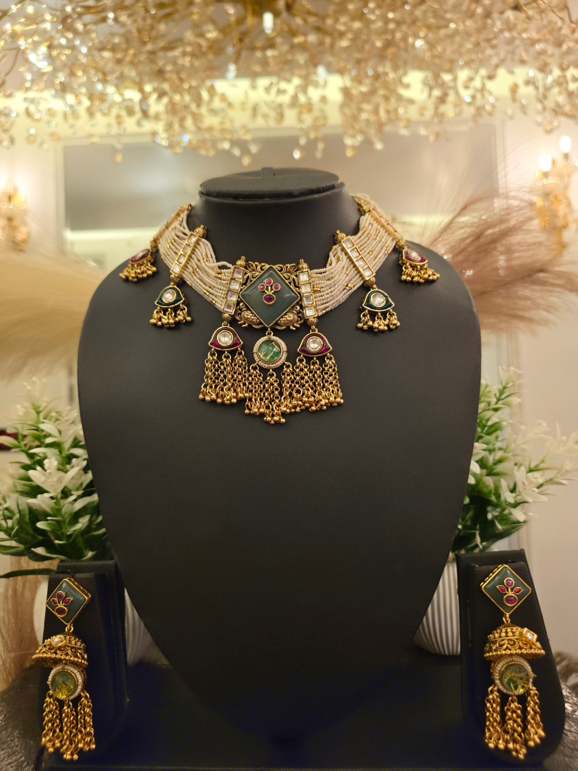 Shahi Virasat Pearl Haar Set