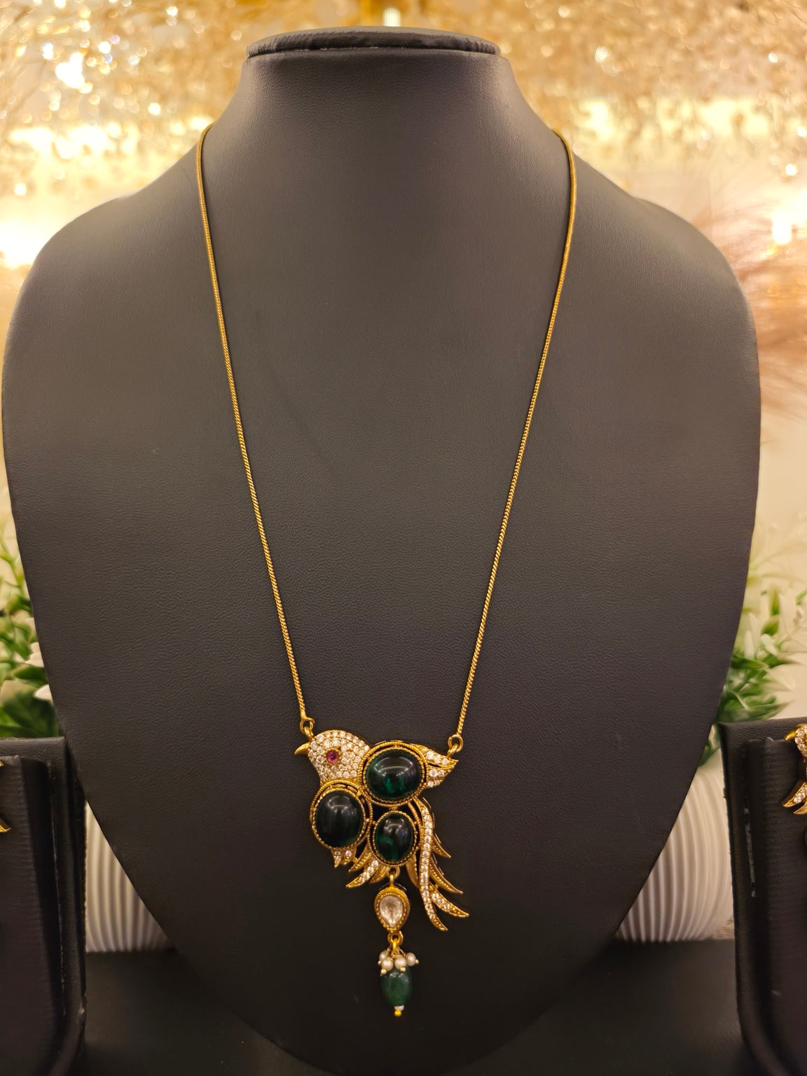 Emerald Birdsong Pendant Set