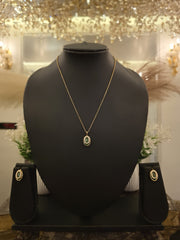 Emerald Halo Minimal Pendant Set