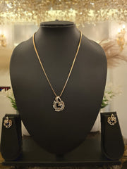 Noir Peacock Crystal Pendant Set