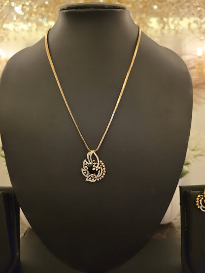 Noir Peacock Crystal Pendant Set