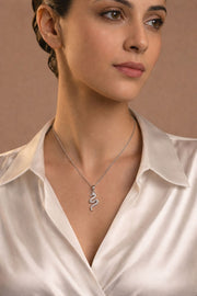 Serpentine Spark Minimal Pendant